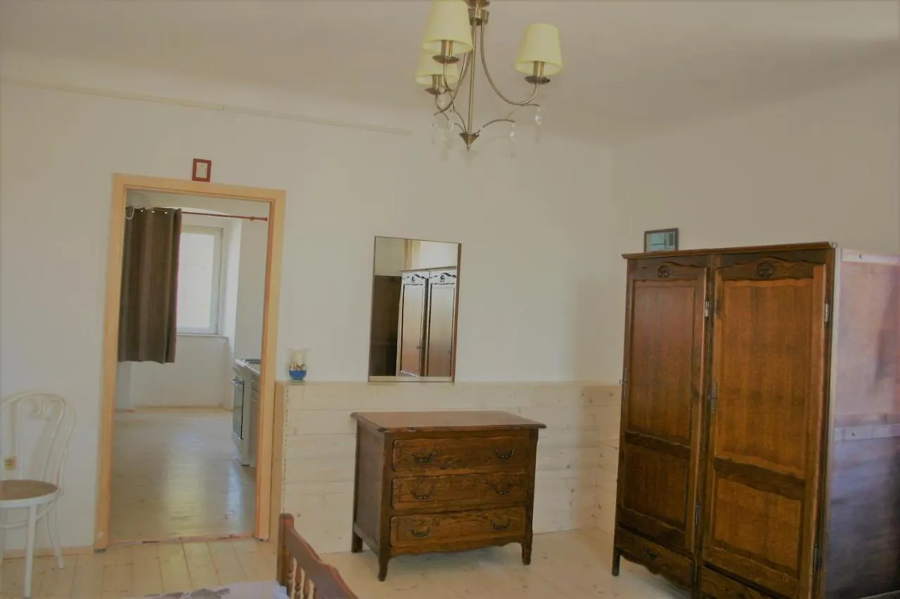 Apartment Nerezine Centrum _ Apartman Pro 2 Osoby